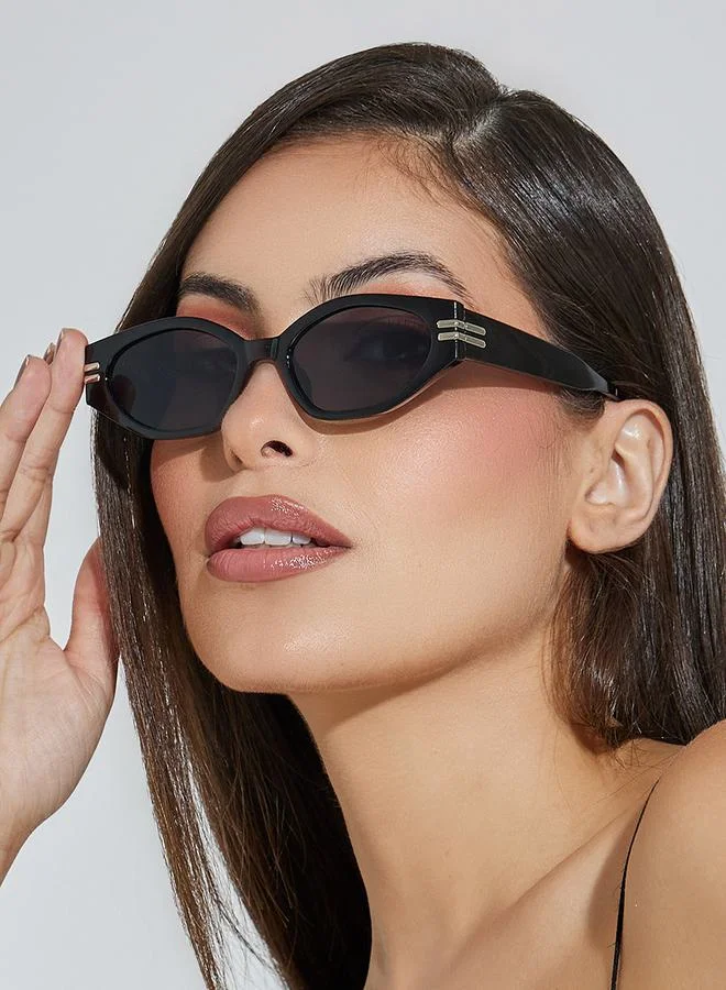 Styli Metal Detail Round Sunglasses