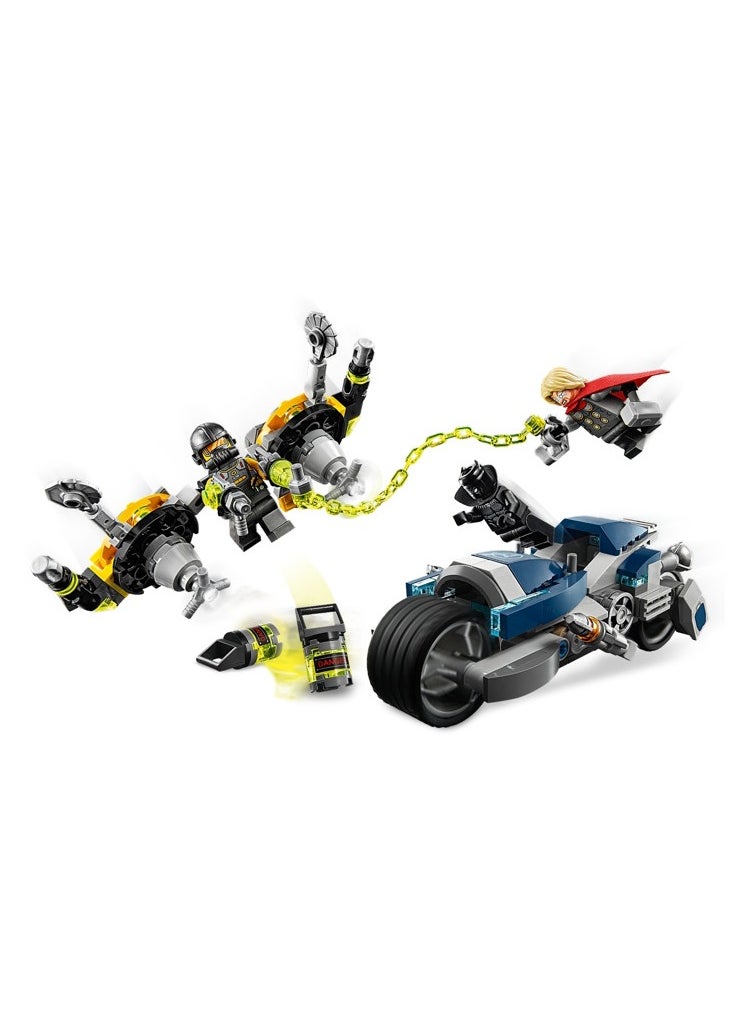 LEGO - LEGO Avengers Speeder Bike Attack Set 76142 - Image 1