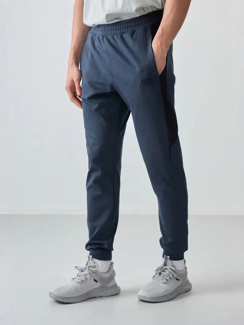 تومي لايف TOMMY Men's Regular-fit Fleece Sweatpants