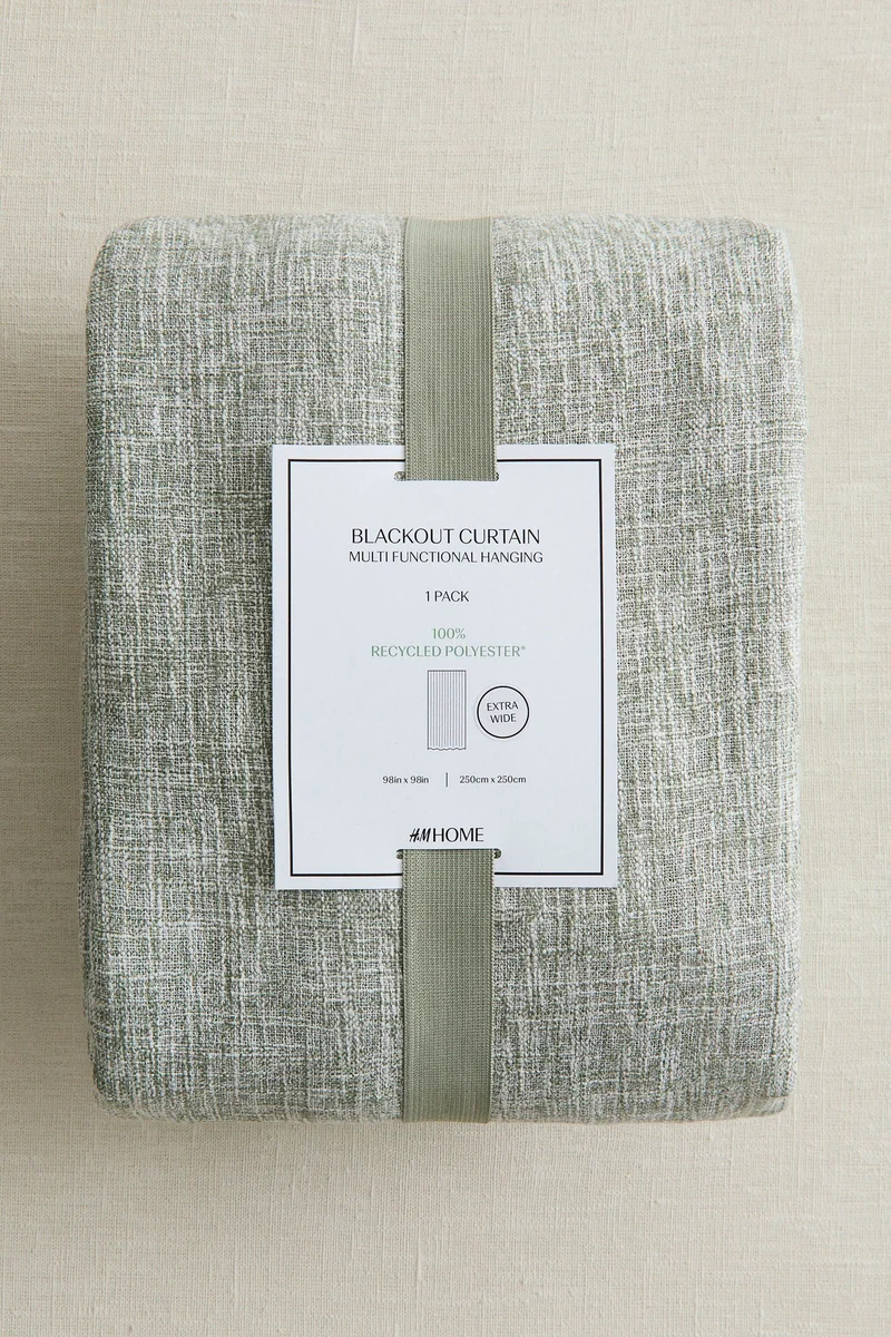 اتش اند ام ستائر سميكة عريضة - قطعة واحدة