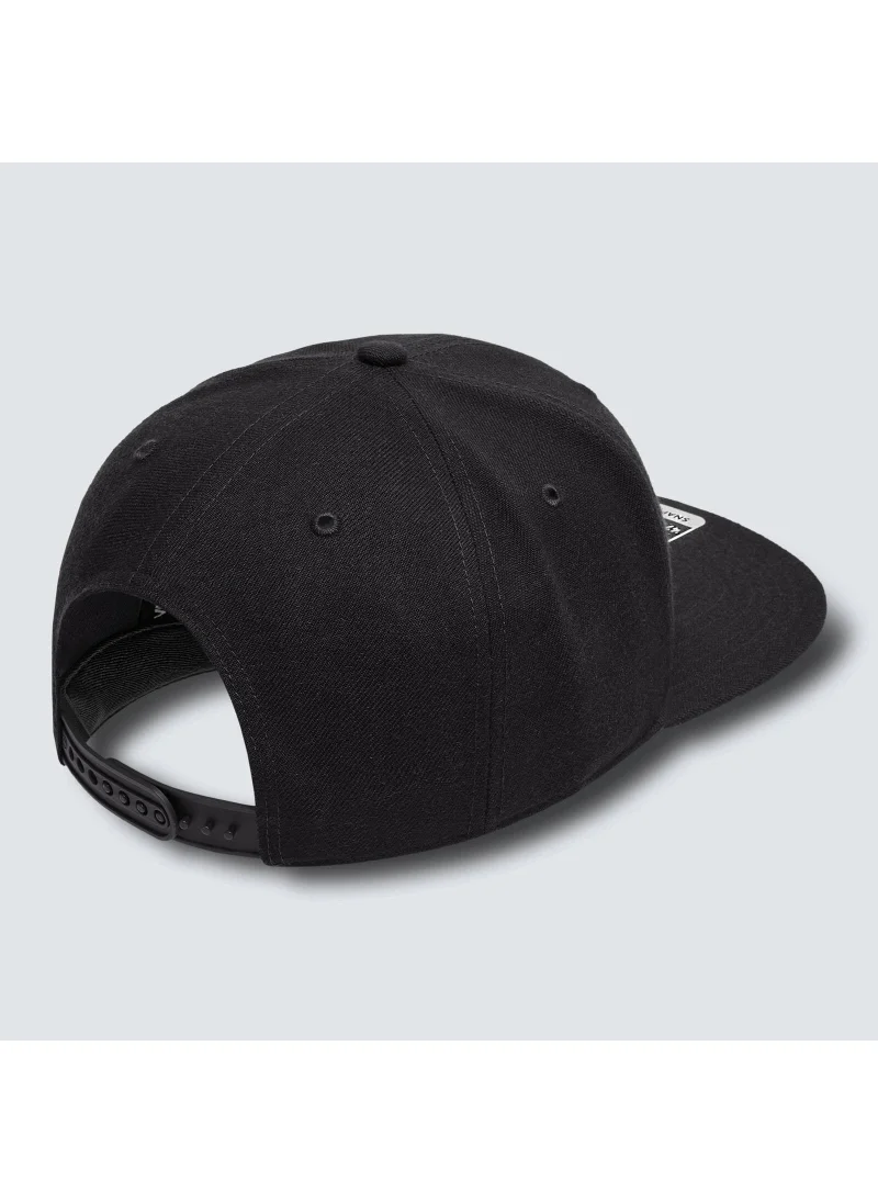 أوكلي 47 B1B Ellipse Logo Cap