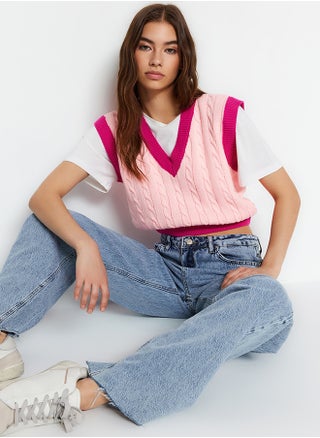 Regular Fit Sweater Vest - pzsku/Z67DEB6DAE3172C83BCC8Z/45/_/1730941494/ad400e9b-b049-4259-8435-017dacf42e8c