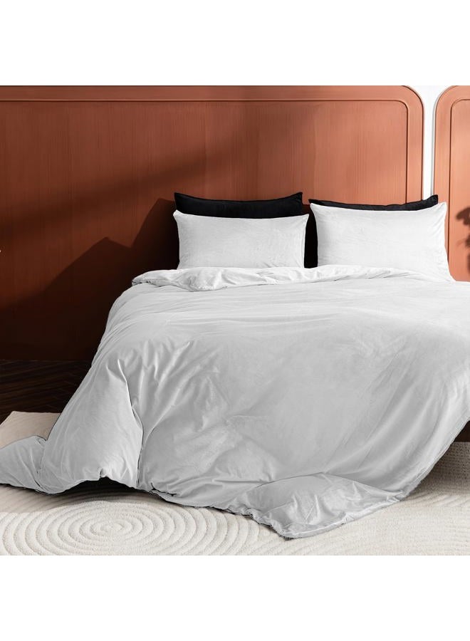 TELUS 2 Pack Zippered Velvet Standard Pillowcases, Super Soft and Cozy Luxury Fuzzy Flannel Pillow Cases with Zipper, 20x26 Inches, White - Image 3