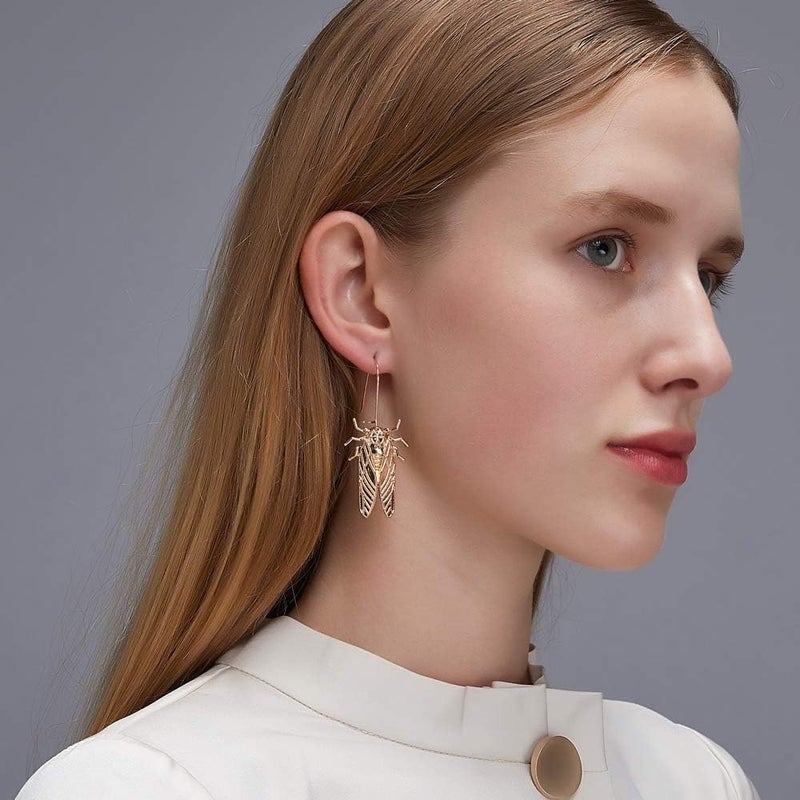 MXUHUI Vintage Big Bug Cicada Insect Pendant Earrings on Kidney Wire Hoops Dangle Earrings Retro Animal Jewlery - Image 1