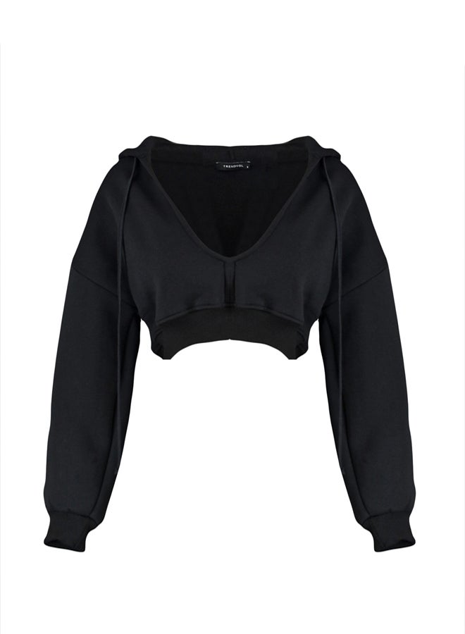 trendyol Black Thick Inner Fleece Hooded V Neck Relaxed Cut Crop Knitted Sweatshirt TWOAW23SW00096 - Image 5