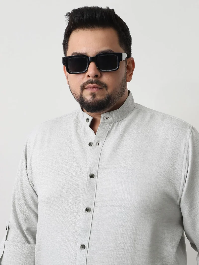 Urbano Plus Men's Light Grey Linen Blend Full Sleeve Relaxed Fit Mandarin Collar Casual Solid Shirt