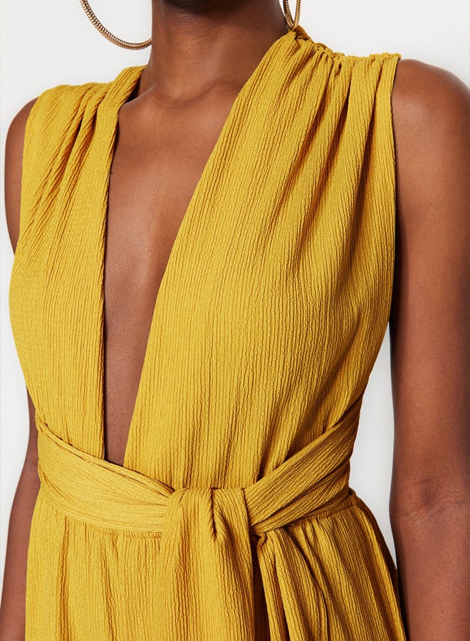 trendyol Oil Green Woven Back Low-cut Jumpsuit TBESS23TU00010  - Image 4