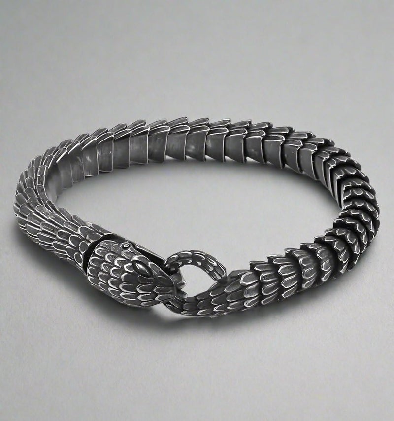THE MEN THING Premium Men’s Pure Titanium Steel Bracelets Collection – (8 inch) (TALONS - 10mm) - Image 4