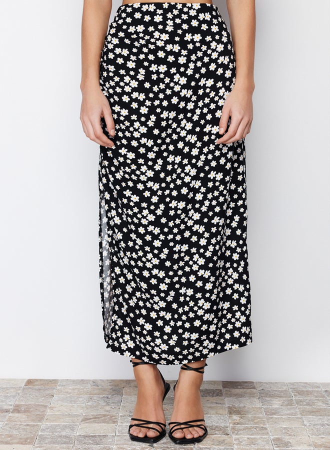 trendyol Black Daisy Patterned Slit Viscose Fabric Midi Skirt - Image 4