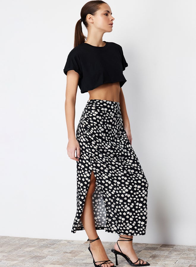 trendyol Black Daisy Patterned Slit Viscose Fabric Midi Skirt - Image 2