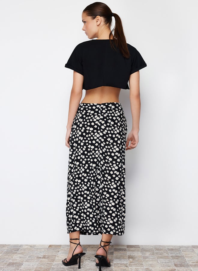 trendyol Black Daisy Patterned Slit Viscose Fabric Midi Skirt - Image 5