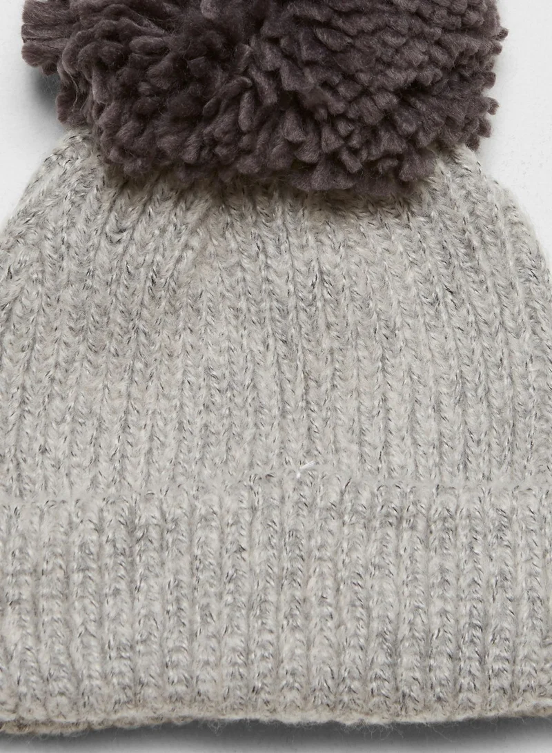 TOPSHOP Big Knit Pompom Beanie Hat