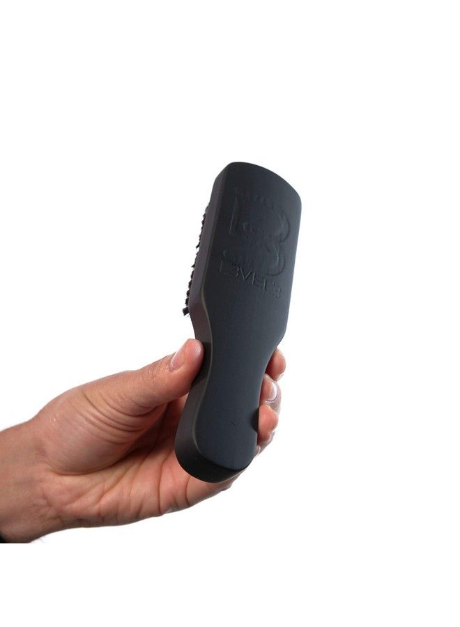 L3 فرشاة شعر المستوى 3 مثالية لقص الشعر وتلاشيه، شعيرات لطيفة وفعالة لمصففي الشعر. فرشاة شعر المستوى 3 (فرشاة النادي) - Image 3