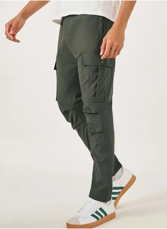 Fort Collins Men Solid Straight Leg Cargo Pants