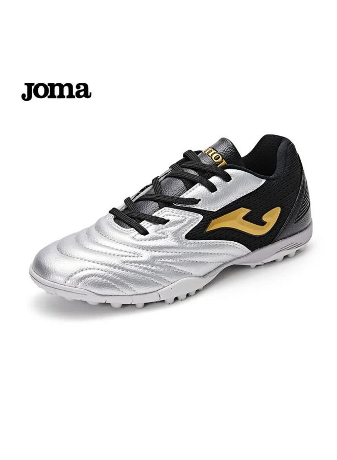 Joma أحذية كرة القدم للأطفال من جومّا، أحذية تدريب رياضية للمدارس الابتدائية، مع مسامير عشب، فضي وأسود، مقاس 36 - Image 2