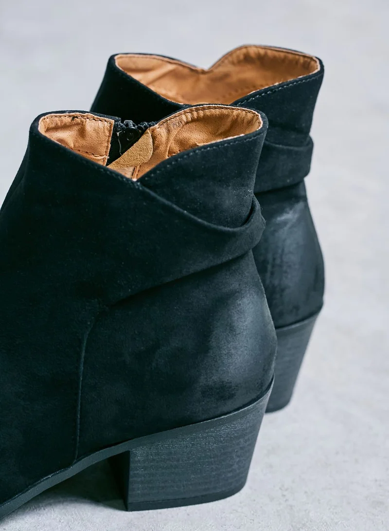 Qupid Ankle Boots