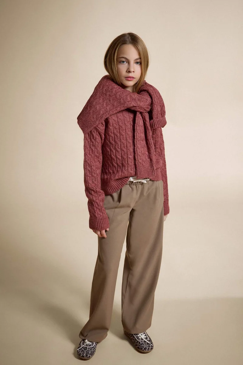ديفاكتو Girl Regular Fit Crew Neck Knit Pullover