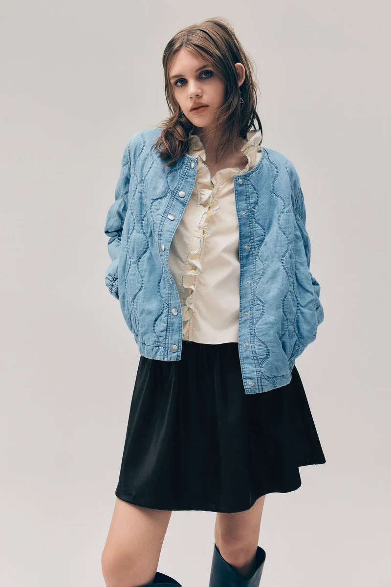 اتش اند ام تنورة بتصميم واسع من الأسفل