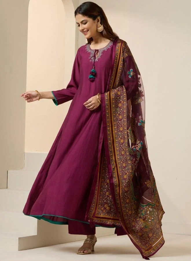ISHIN Women'S Purple Polyester Blend Embroidered Tunic Full Length Palazzo Straight Fit Kurta Set