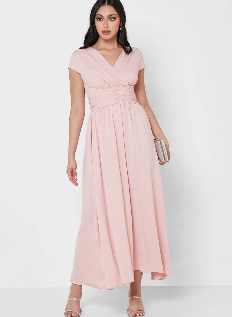 خزانة فستان بخصر مزموم وتنورة واسعة - Image 4