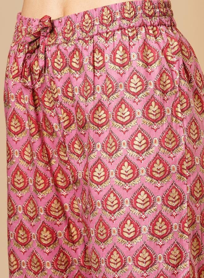 globus Globus Women Pink Allover Floral Print Alia Cut Knee Length Kurta With Sharara & Dupatta Festive Wear Set by Styli - Image 5