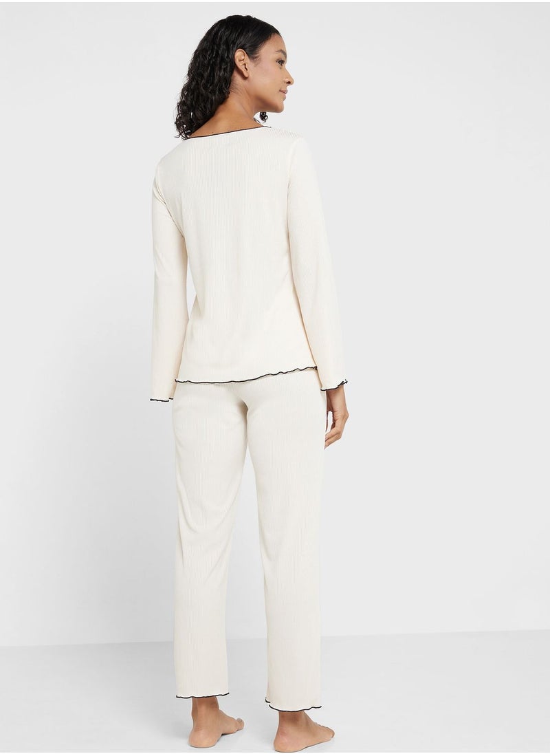 Ginger - Contrast Trim Detail Pyjama Set - Image 1