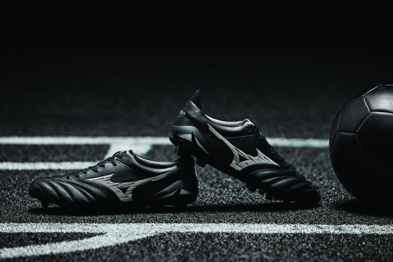 Mizuno Morelia Neo IV Beta Elite Soccer Shoe | K Leather Soccer Boot | Unlimited Black | US Men's 13 - Image 4
