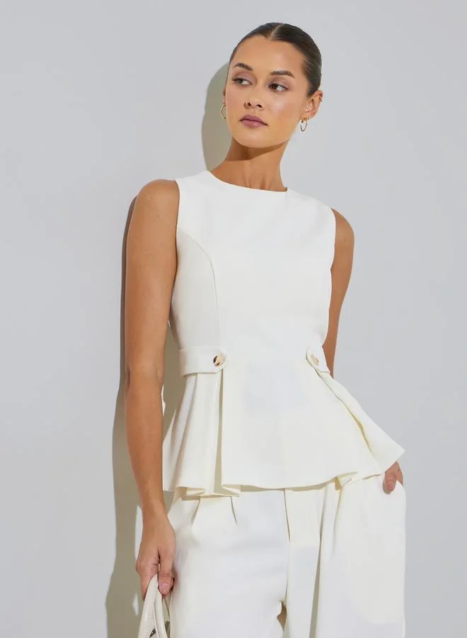 ستايلي Off White Sleeveless Button Details Pleated Peplum Top