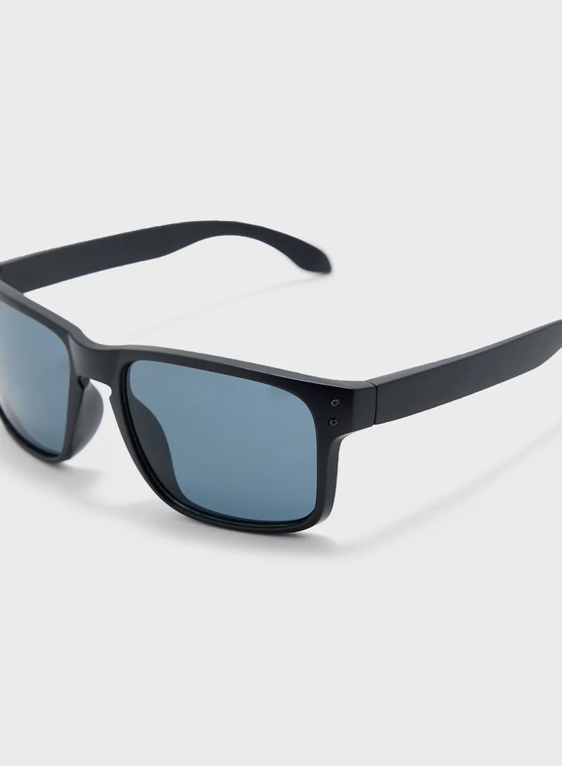 Seventy Five Casual Wayfarer Sunglasses