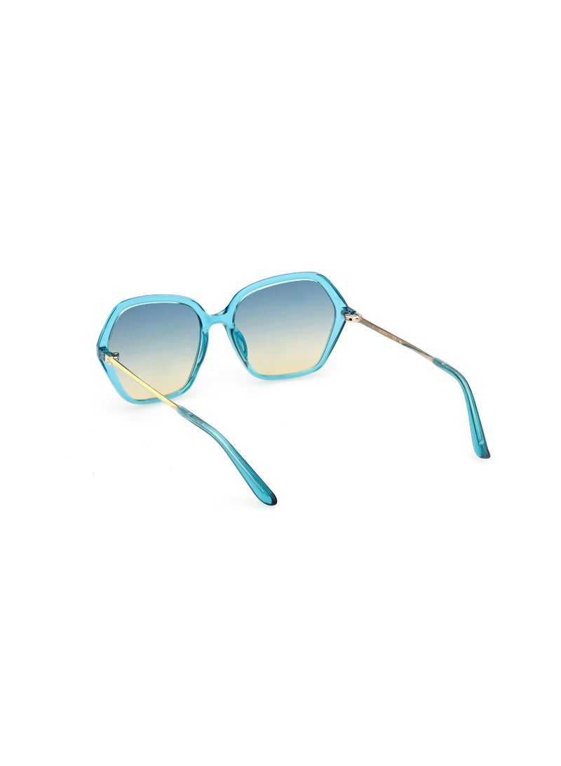 GUESS Full Rim Oversized Female Sunglass Gu0013487W55 - Image 3