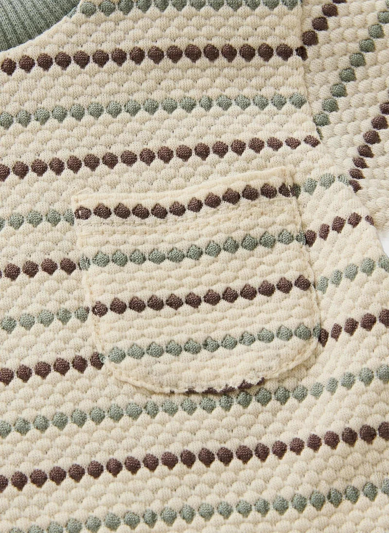 ماتلان طقم بلوزة وشورت مخطط بنقشة بارزة للأطفال