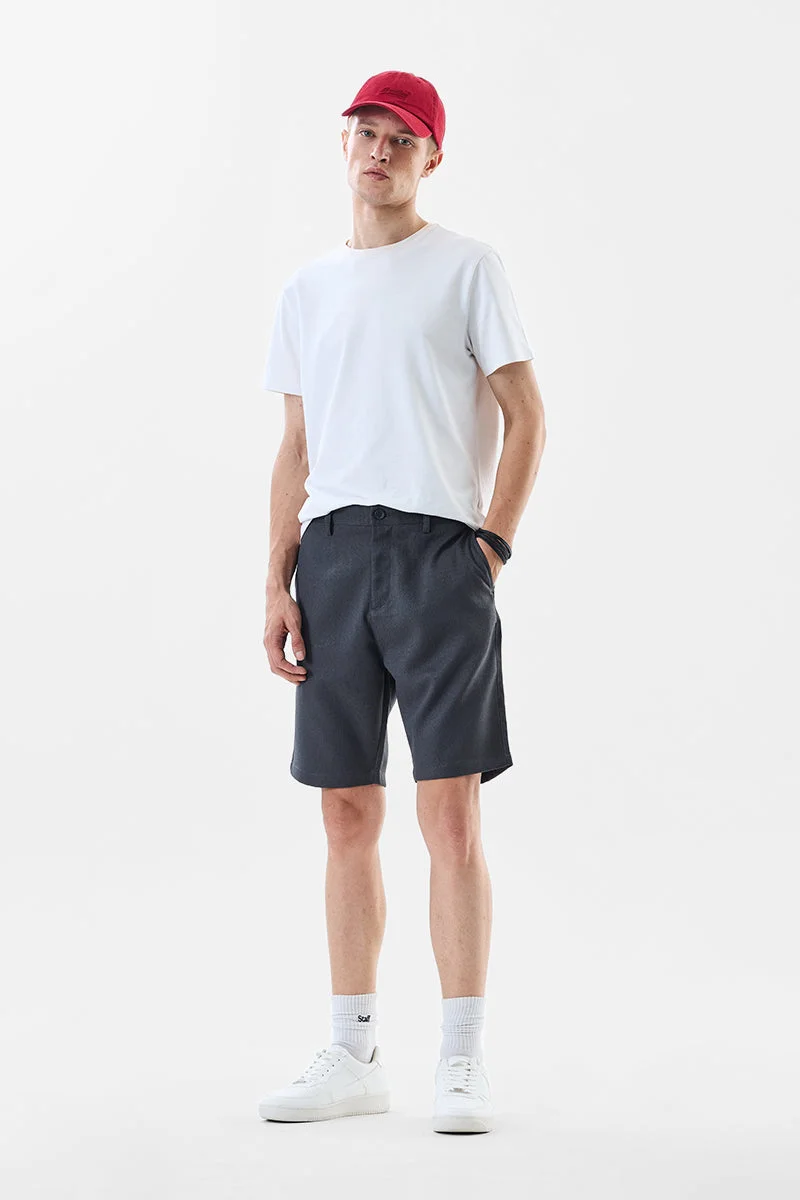 سنيتش Grey Textured Regular Fit Shorts