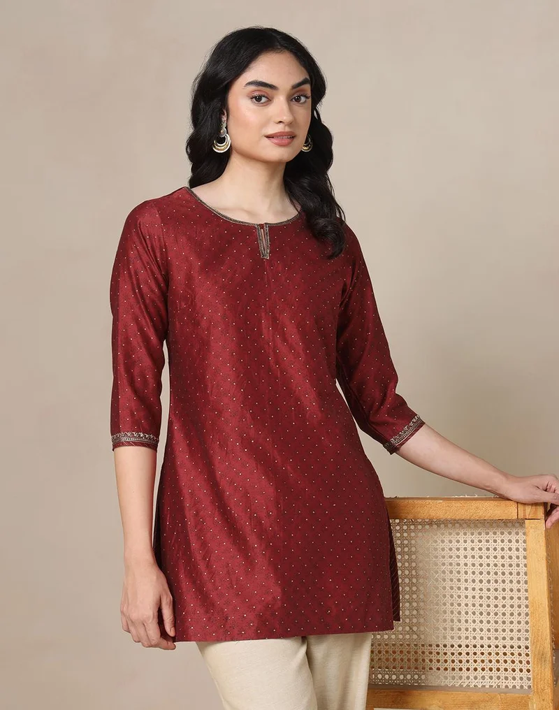 فاب انديا Maroon Cotton Silk Hand Block Printed Slim Fit Short Kurta