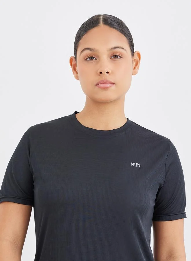 Styli Styli Reflective Text Basic Short Sleeves Top