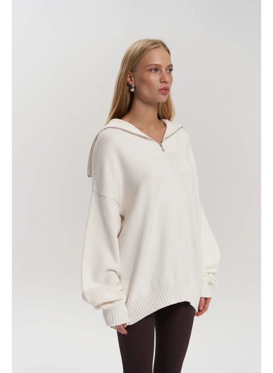 Mai Collection Lorna Zippered Ecru Knit Sweater