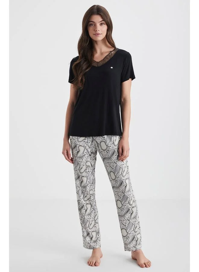Penye Mood Soft textured pajama set.