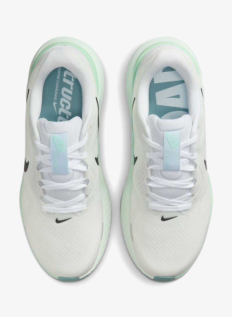 Nike Structure 26 - Image 5