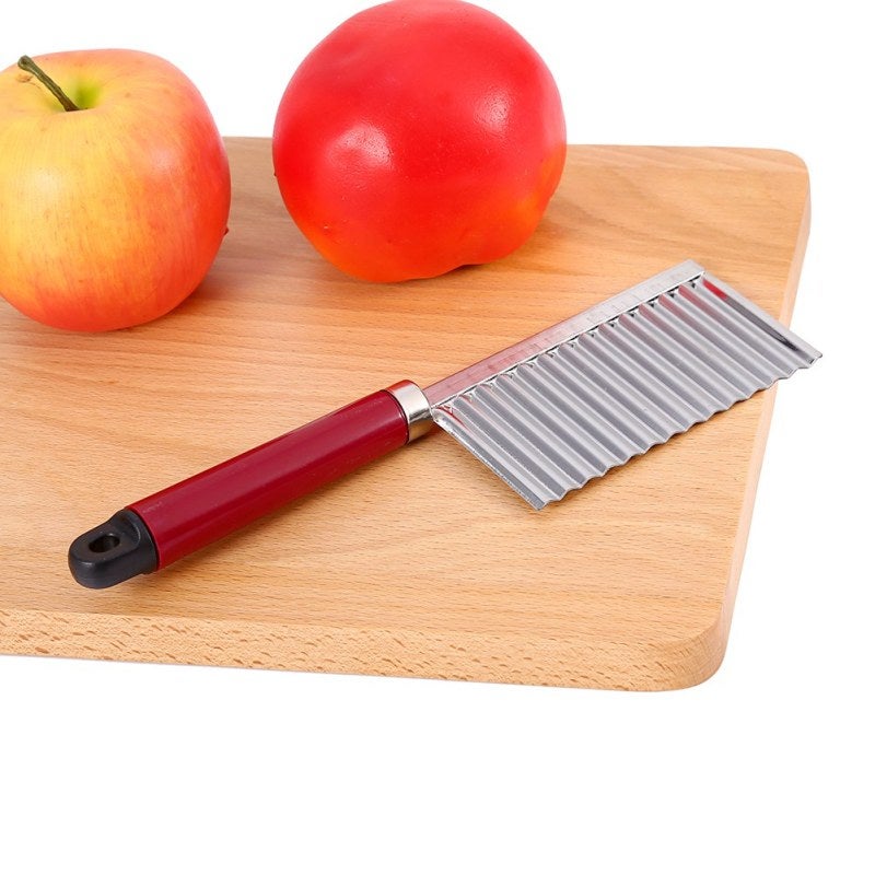 Potato Wavy Knife 430 Stainless Steel Blade Ergonomic Handle Multifunction Cutting Tool - Wavy Edge Slicer Fruit Vegetable Cutter for Home Kitchen Cooking - Image 4