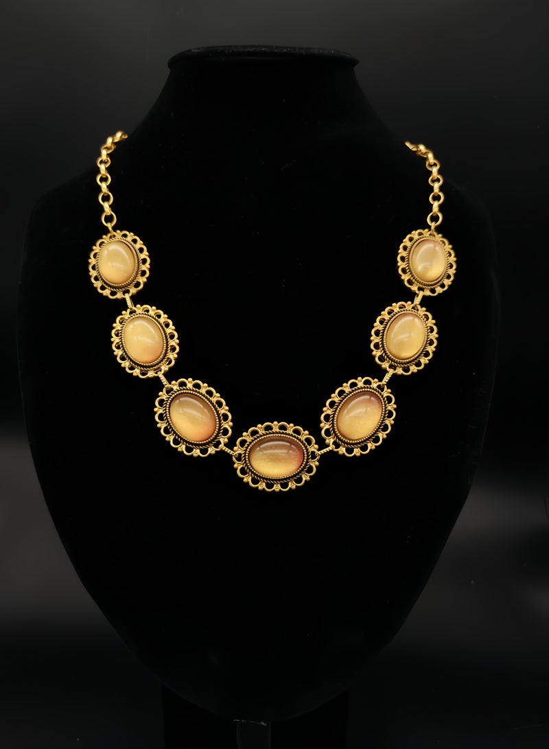Royal women's accessories A beautiful and special champagne oval necklace  - Image 2