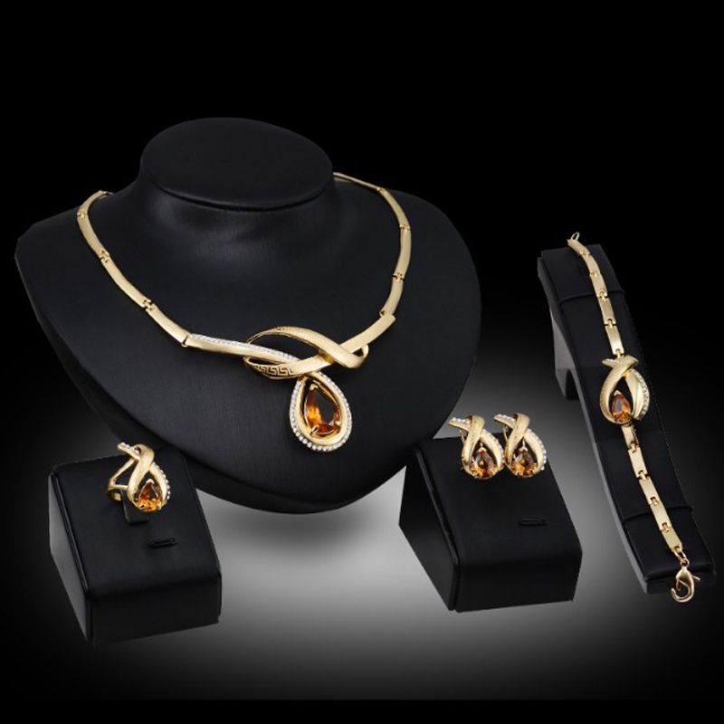 European American Fashion Statement Earrings and Necklace Set with Rhinestone Collarbone Chain for Women Evening Party Bride Jewelry