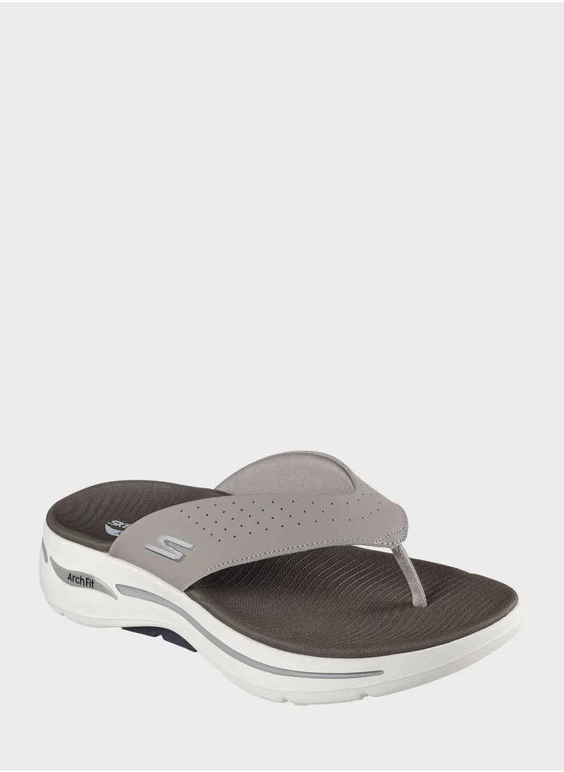 SKECHERS Go Walk Arch Fit Flip Flop