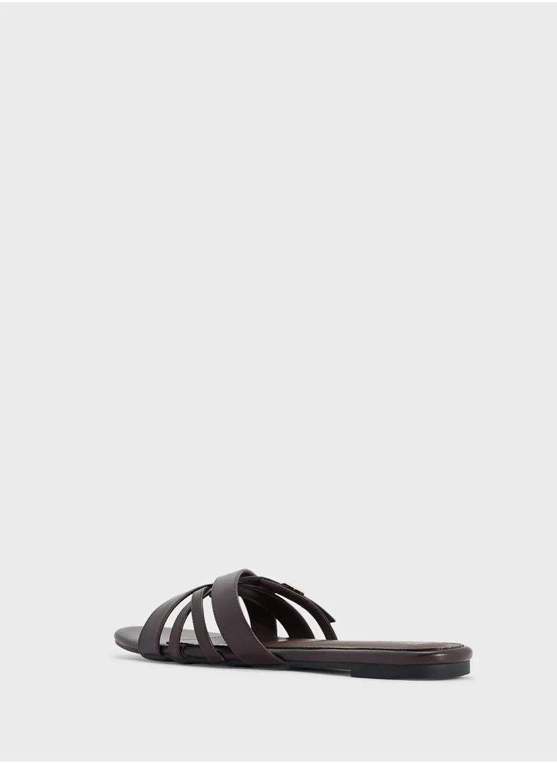 ايلا Crossover Strap Sandal