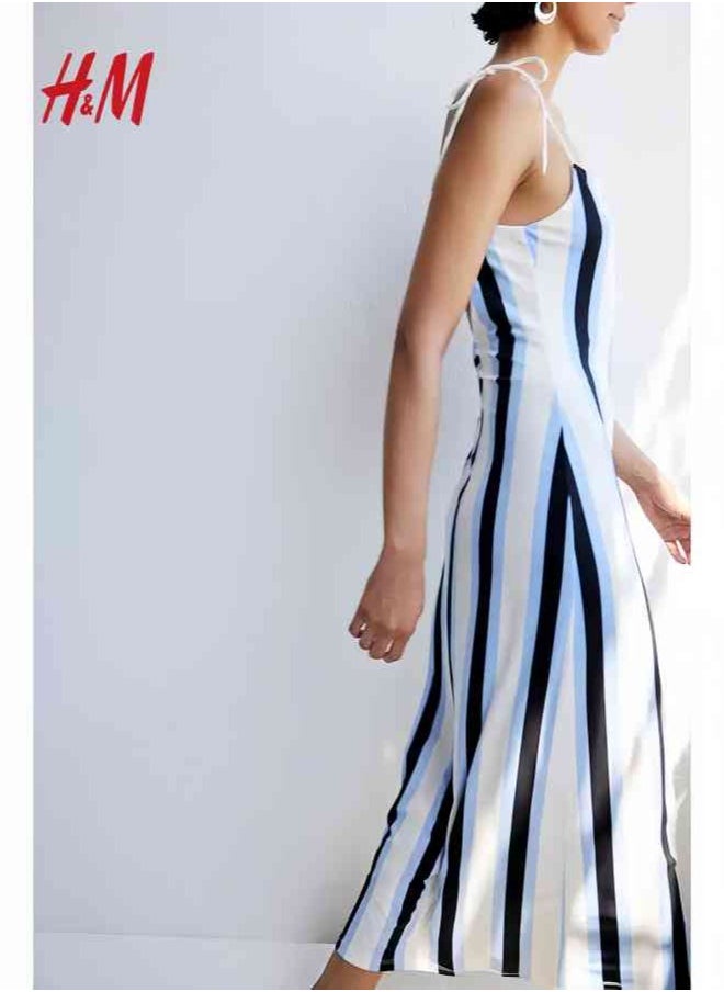 H and M - HM Women's New Loose Lightweight Comfortable And Fashionable Dress - Image 1