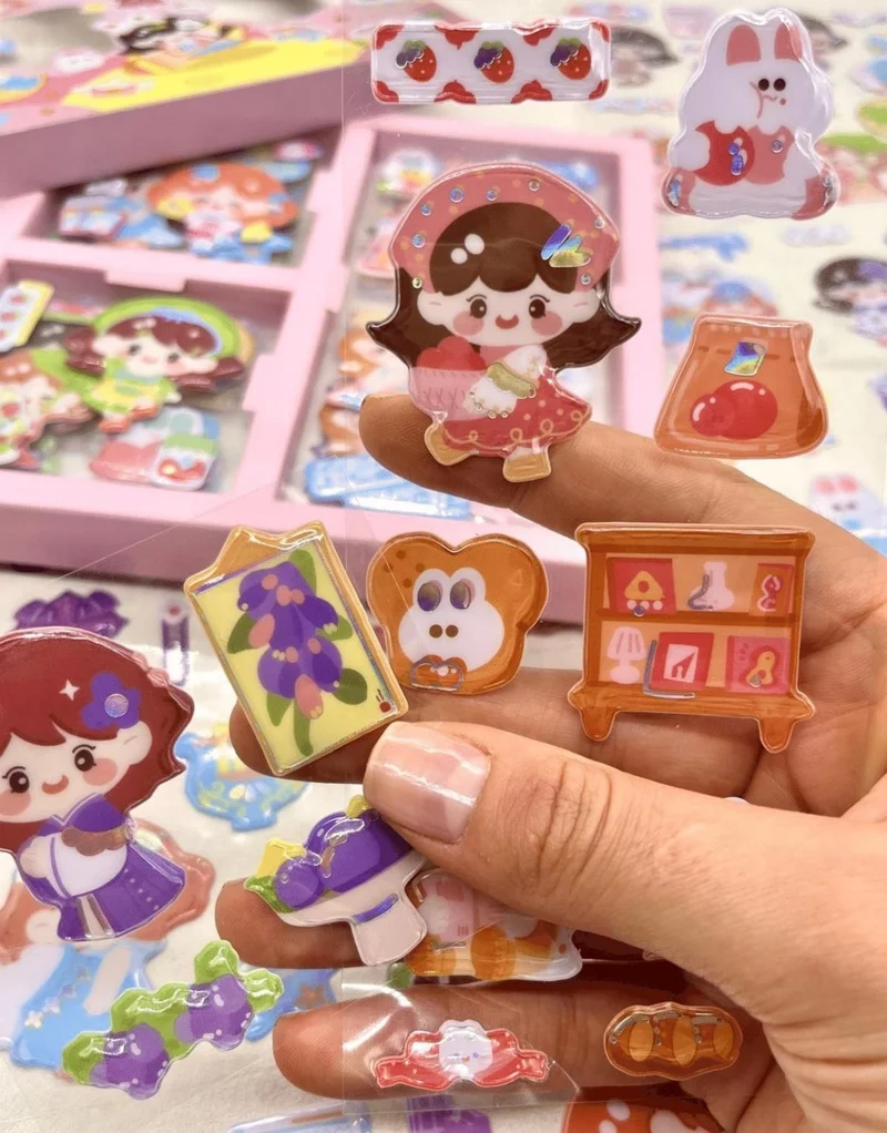 Kağıt Gemi Dükkan Cute Girl and Friends 3 Section 18 Sheets Pink Box Embossed Sticker Set / Waterproof