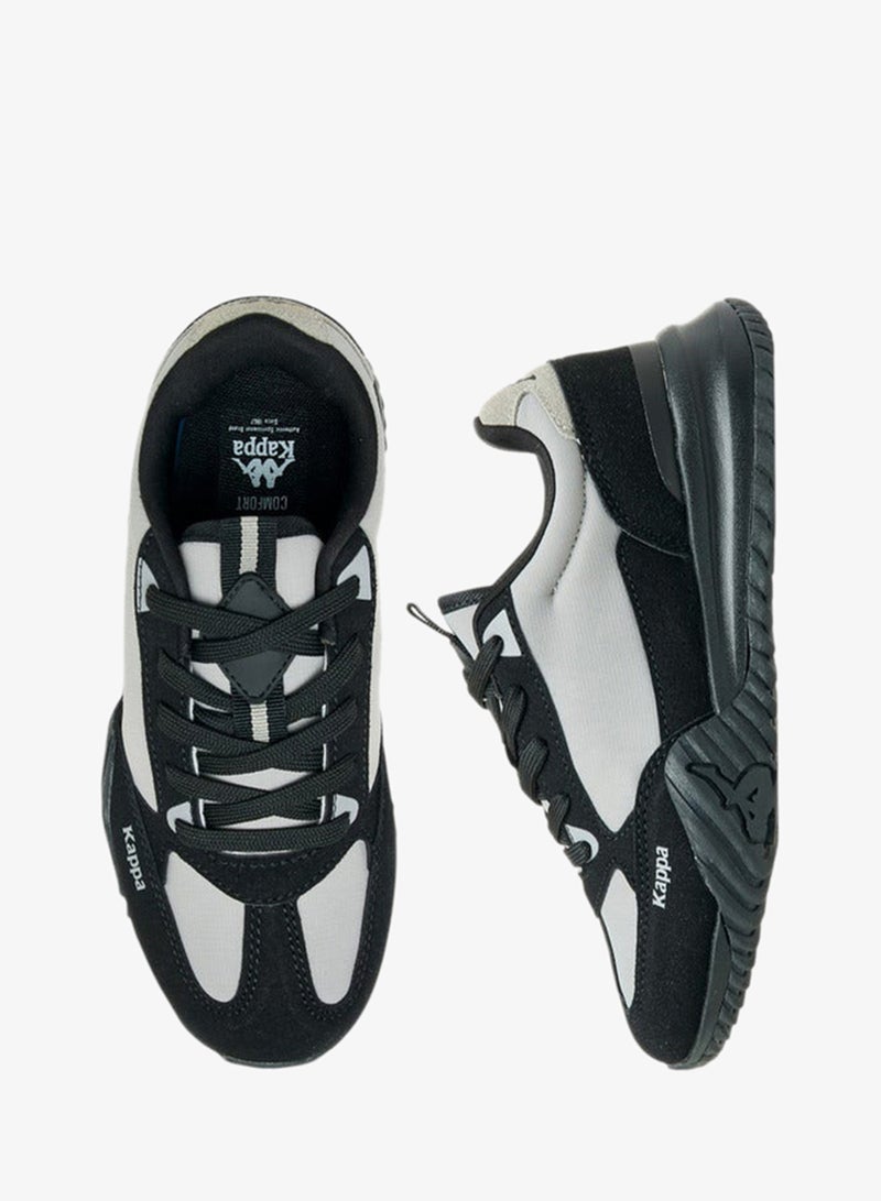 كابا أحذية رياضية للأولاد بنعل خارجي بنمط ألواح وإغلاق برباط - Image 1