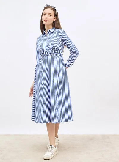 ستايلي فستان ميدي بأكمام طويلة وياقة مخططة