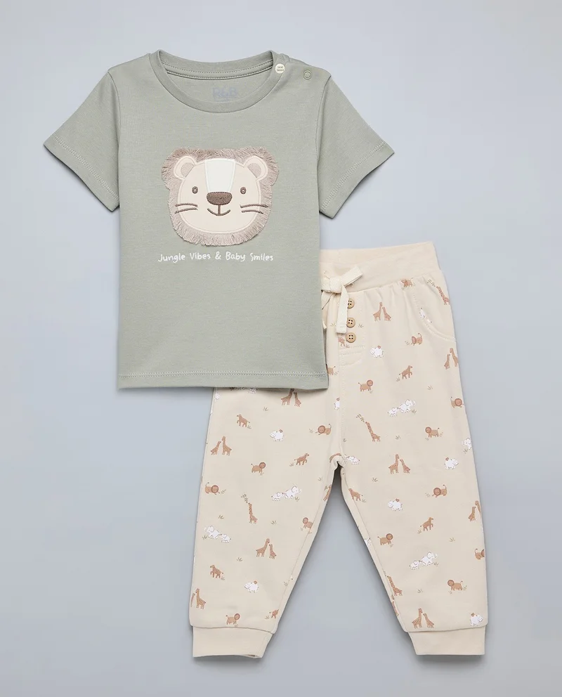 أر أند بي Embroidered T-Shirt and Joggers Set