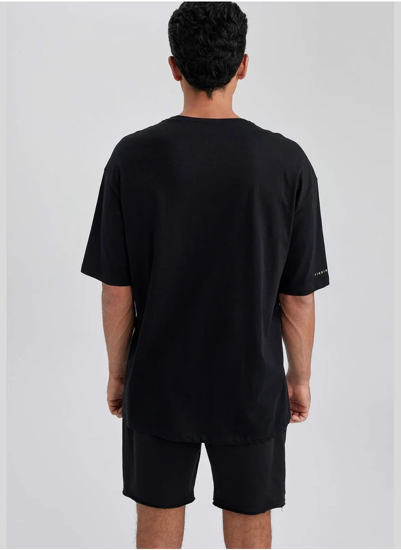 DeFacto Oversize Fit T-Shirt with Print