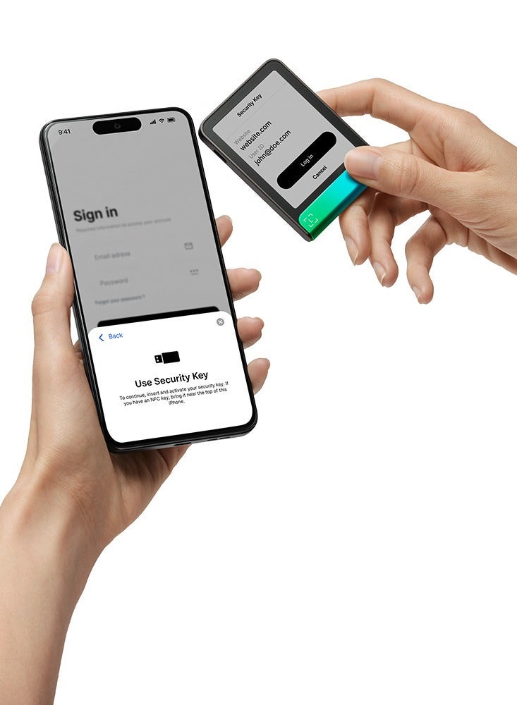 ليدجر محفظة فليكس للأجهزة | شاشة لمس . بوصة + مفتاح استعادة، أمان البيتكوين، آمنة عالميًا للعملات المشفرة، اتصال بلوتوث، شحن -، + عملة و، لنظام  وأندرويد - أخضر مؤكسد - Image 5