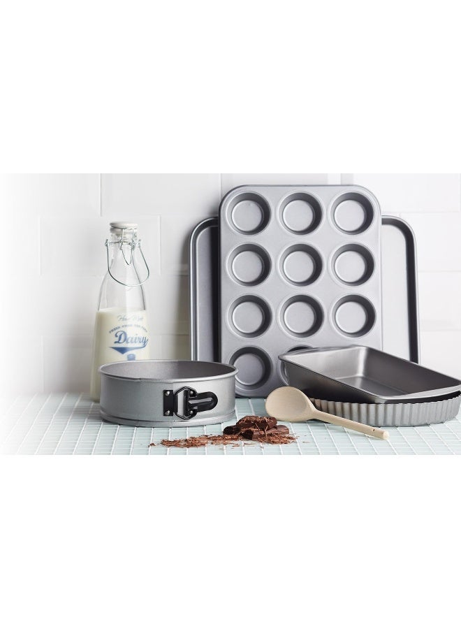 KitchenCraft Non-Stick Twelve Hole Bake Pan 35X30Cm, Card Insert - Image 3